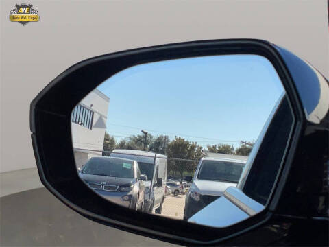 2025 BMW 5 Series 530i