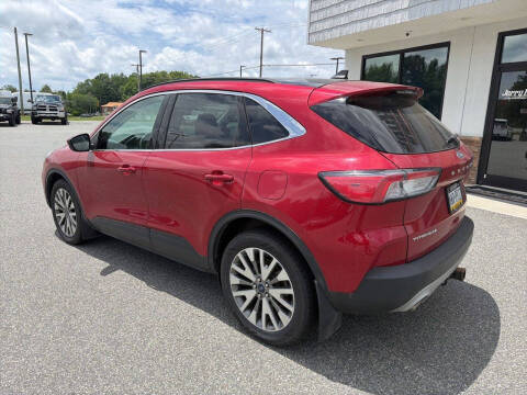 2022 Ford Escape Titanium