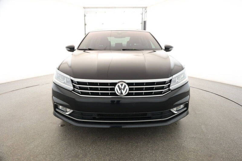 2018 Volkswagen Passat V6 SEL Premium