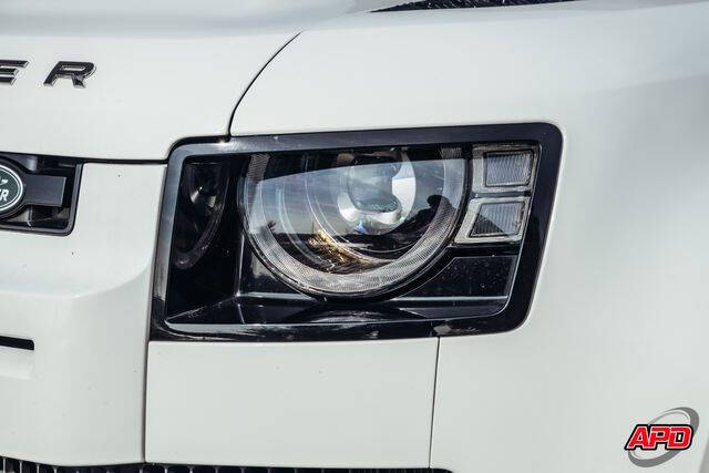 2022 Land Rover Defender 110 X-Dynamic HSE