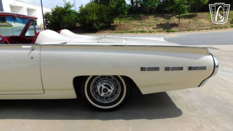1962 Ford Thunderbird