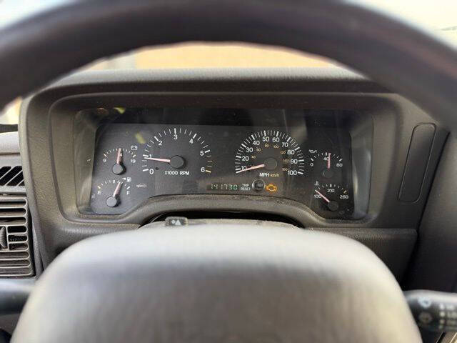 2001 Jeep Cherokee Sport