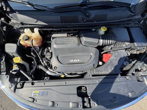 2017 Chrysler Pacifica Touring-L Plus