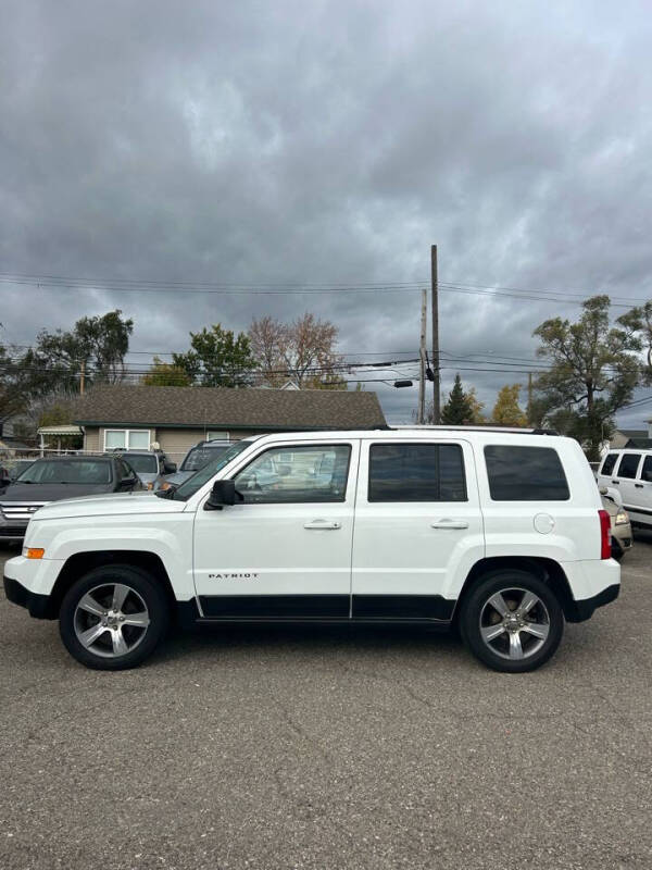 2017 Jeep Patriot High Altitude Edition photo 7