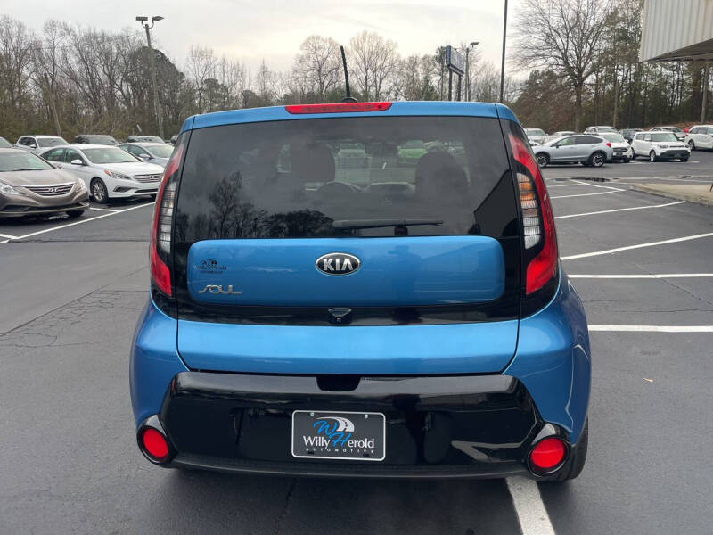 2016 Kia Soul +