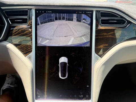 2016 Tesla Model S 90D