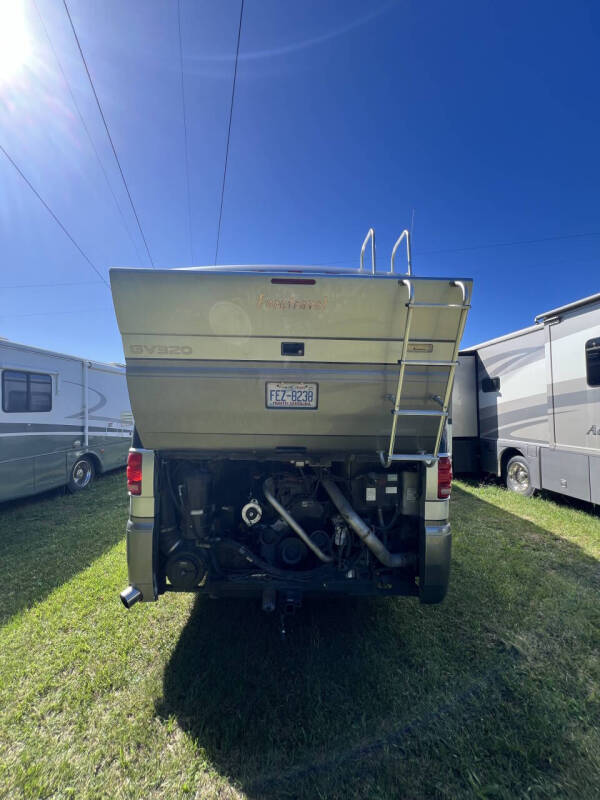 2002 Foretravel GV320 4010