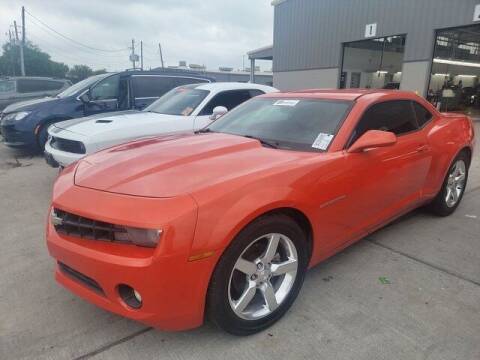 2013 Chevrolet Camaro for sale at FREDY USED CAR SALES in Houston TX