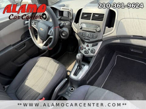 2015 Chevrolet Sonic LT Auto