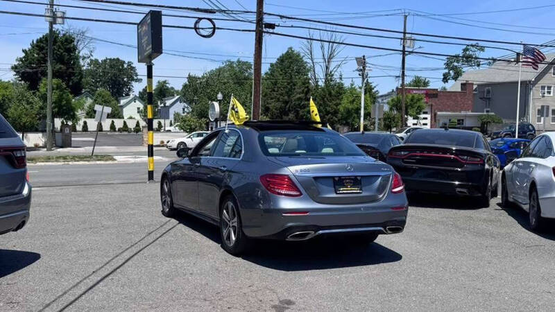 2017 Mercedes-Benz E-Class E 300 4MATIC