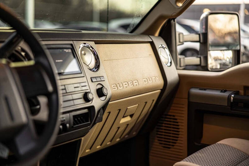 2011 Ford F-350 Super Duty XLT