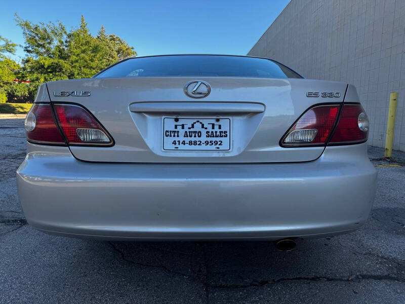 2004 Lexus ES 330