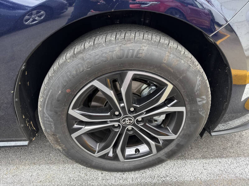 2025 Toyota Sienna Platinum 7-Passenger