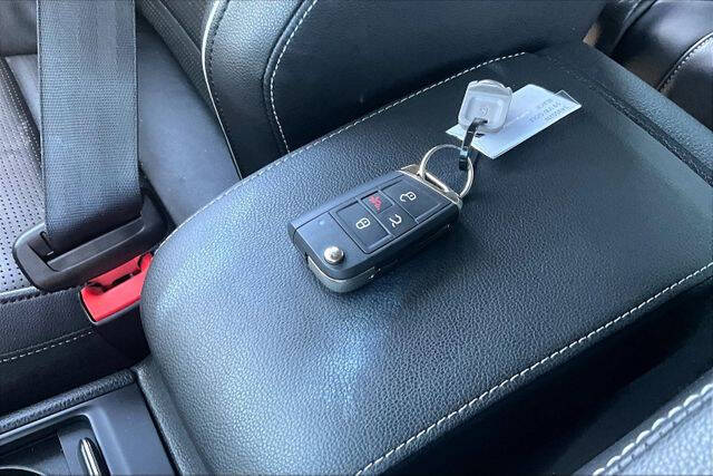 2019 Volkswagen Golf R 4Motion