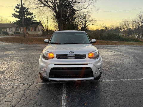 2019 Kia Soul +