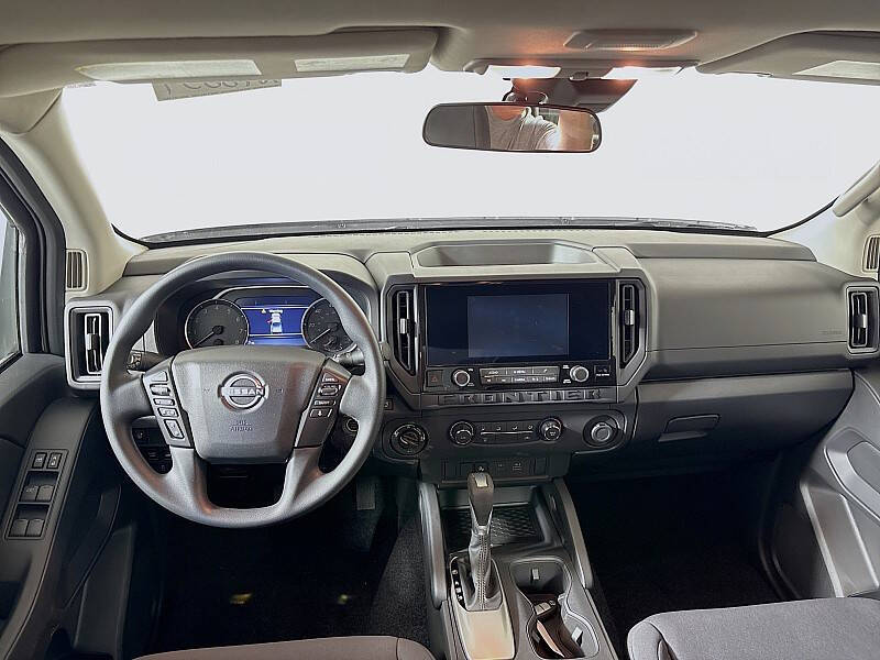 2025 Nissan Frontier