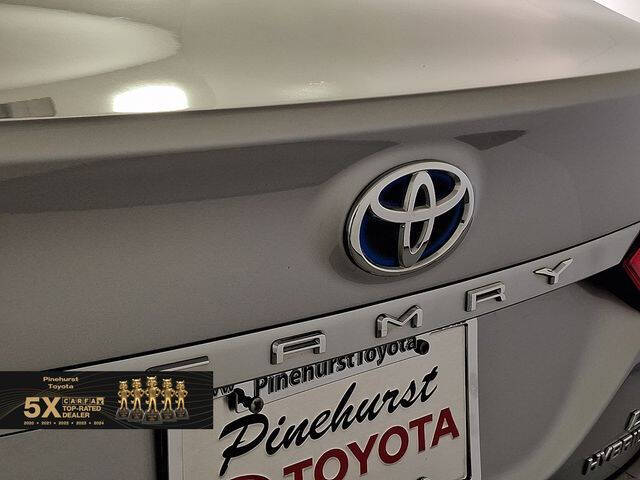 2019 Toyota Camry Hybrid LE