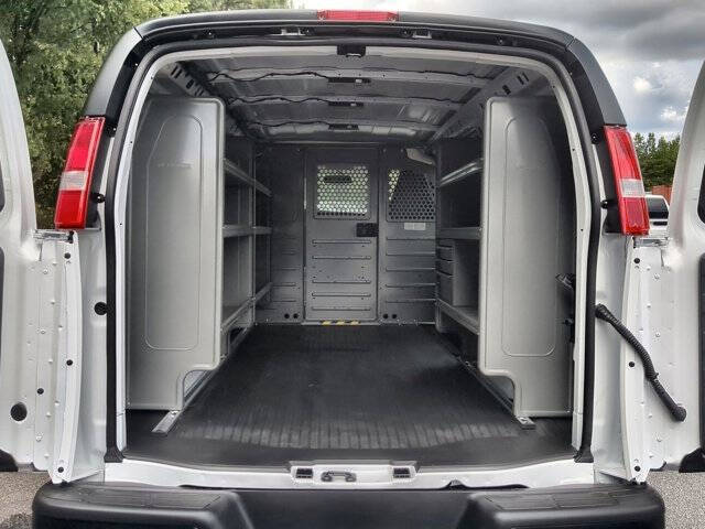 2025 Chevrolet Express 2500