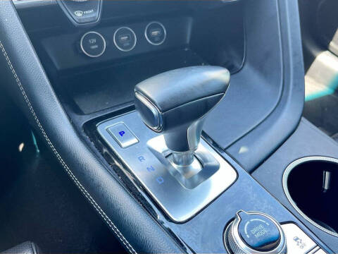 2023 Genesis G70