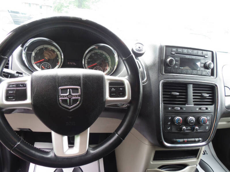 2014 Dodge Grand Caravan SE