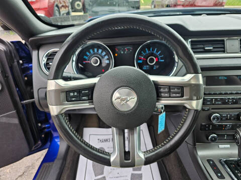 2013 Ford Mustang V6