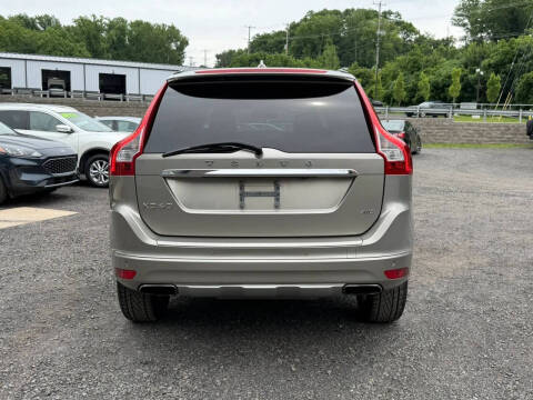 2015 Volvo XC60 3.2 Platinum