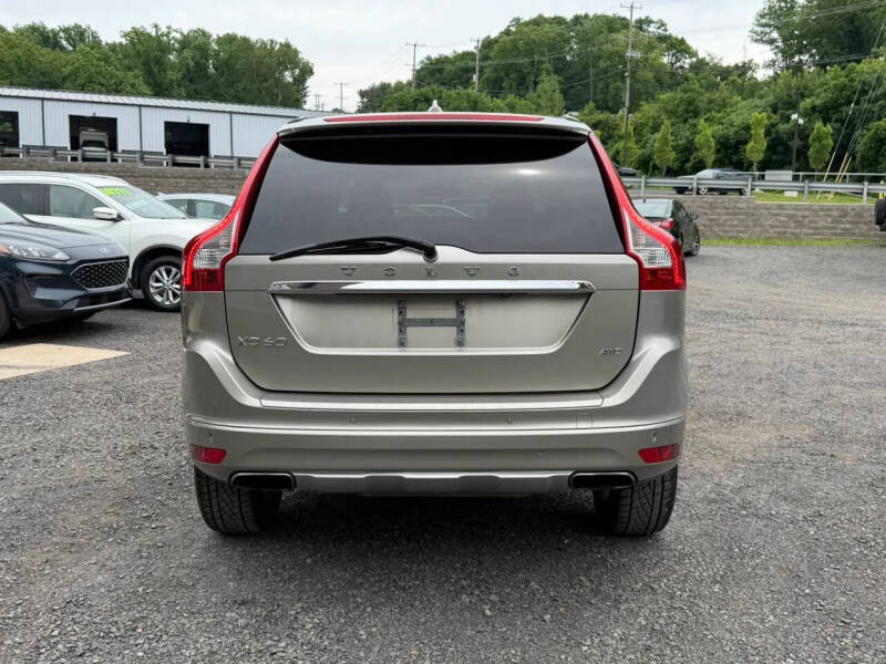 2015 Volvo XC60 3.2 Platinum