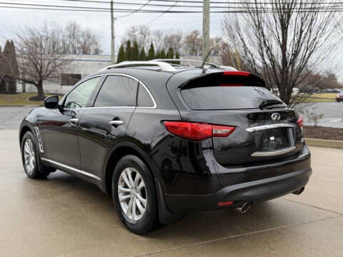 2012 Infiniti FX35