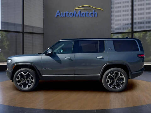 2025 Rivian R1S