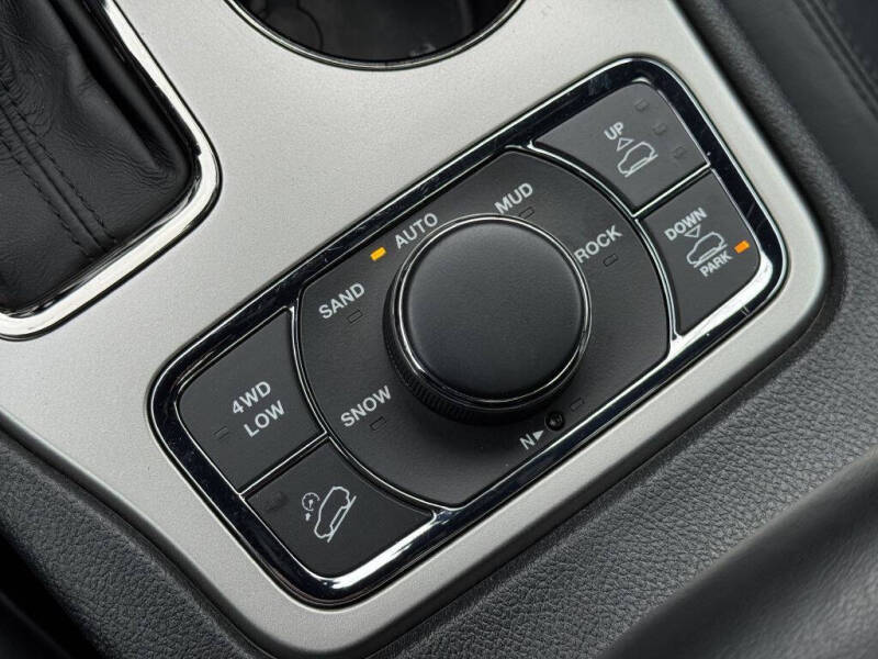 2019 Jeep Grand Cherokee Overland