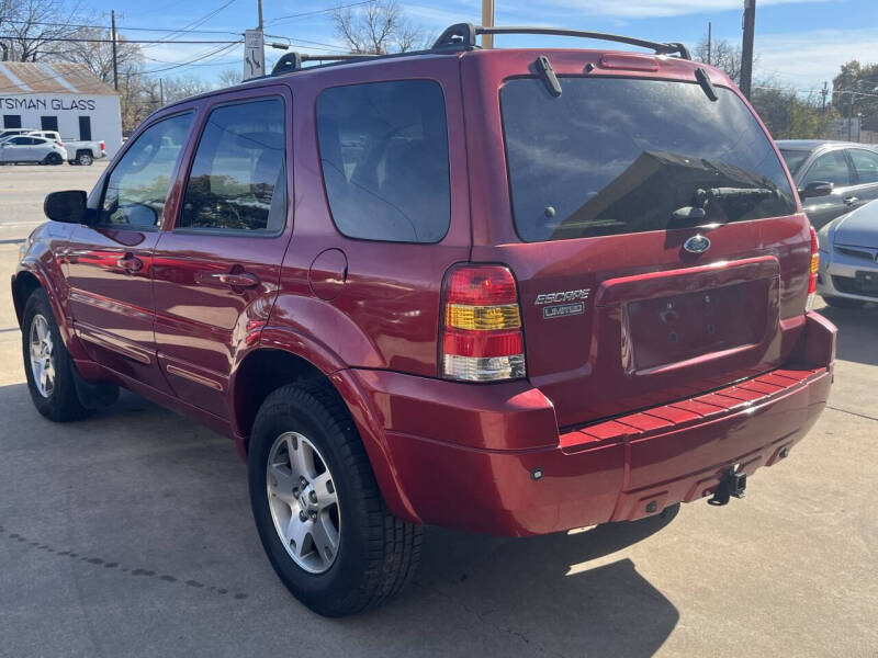 2005 Ford Escape Limited