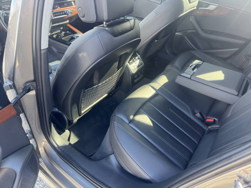 2021 Audi A4 quattro Premium Plus 40 TFSI