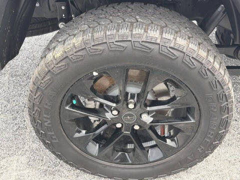 2025 Jeep Gladiator NightHawk