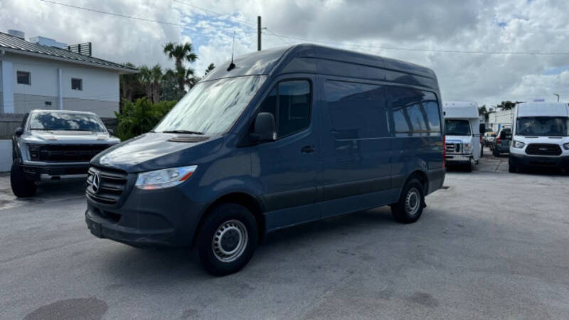 Used 2019 Mercedes-Benz Sprinter Crew Van Base with VIN WD4PF0CDXKT004074 for sale in West Palm Beach, FL