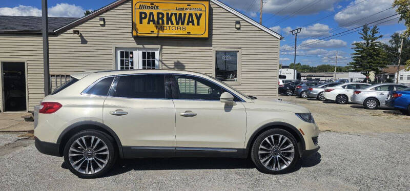 2016 Lincoln MKX for sale at Parkway Motors in Springfield IL