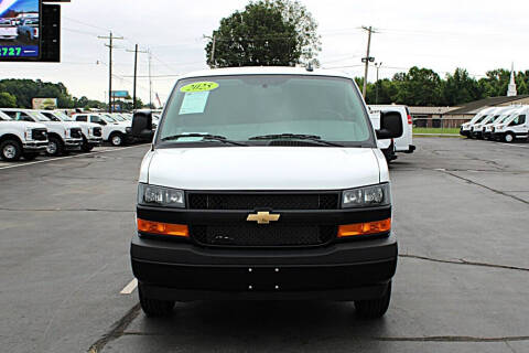 2025 Chevrolet Express 2500