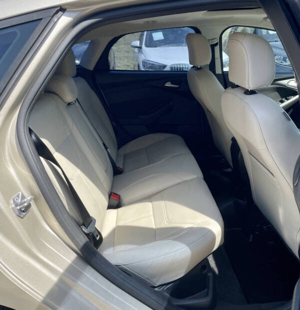 2017 Ford Focus Titanium