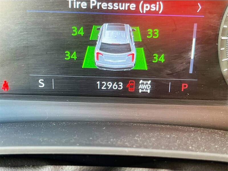 2025 Cadillac XT6 Sport