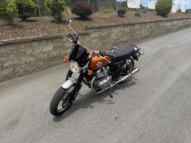 2022 Royal Enfield INTERCEPTOR 650