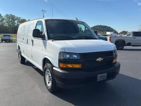 2025 Chevrolet Express 2500