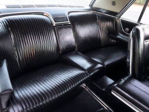 1964 Ford Thunderbird