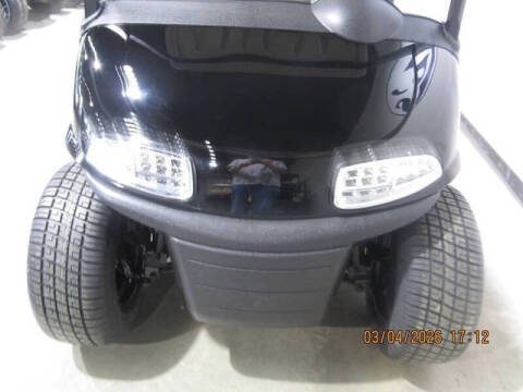 2020 E-Z-GO RXV