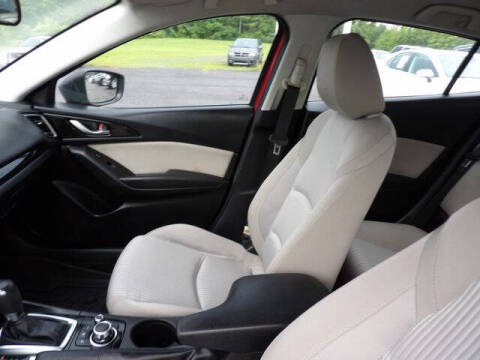 2016 Mazda MAZDA3 i Sport