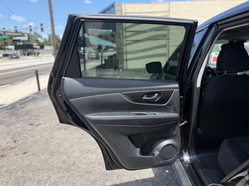 2019 Nissan Rogue S