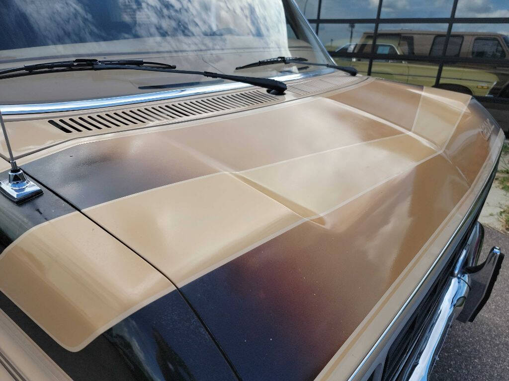 1984 Ford E-Series 5