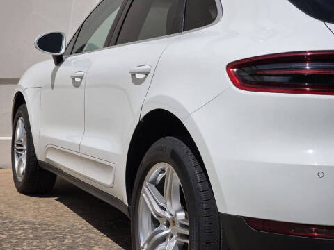 2016 Porsche Macan S