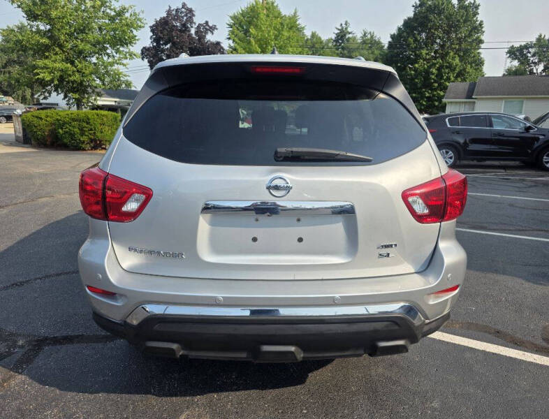 2017 Nissan Pathfinder S
