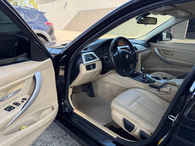 2016 BMW 3 Series 320i