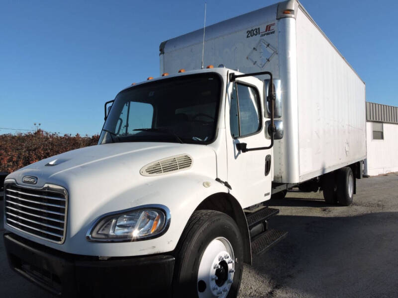 2009 Freightliner M2 106