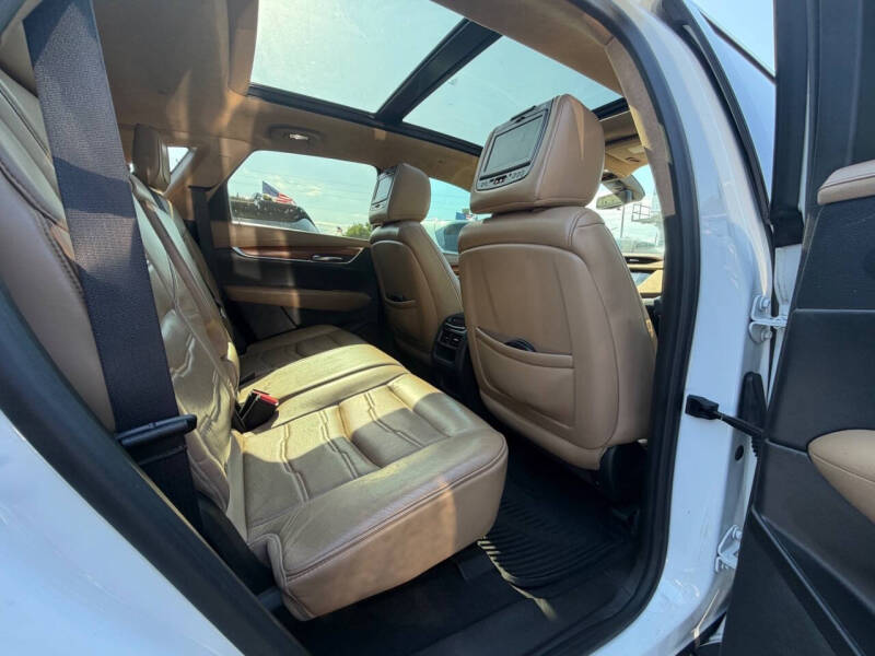 2017 Cadillac XT5 Platinum